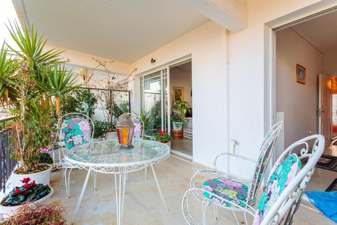 Bright Comfy Flat Near The Beach & The City Center Kalamata Exterior photo