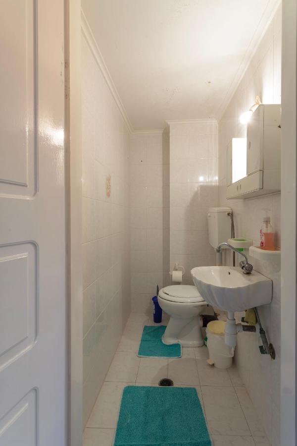 Bright Comfy Flat Near The Beach & The City Center Kalamata Exterior photo